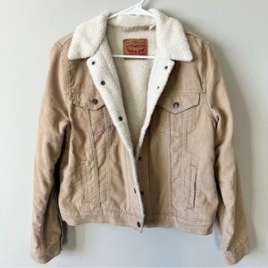 Women’s Levi's Corduroy Tan Sherpa Lined Jacket, Size Medium
